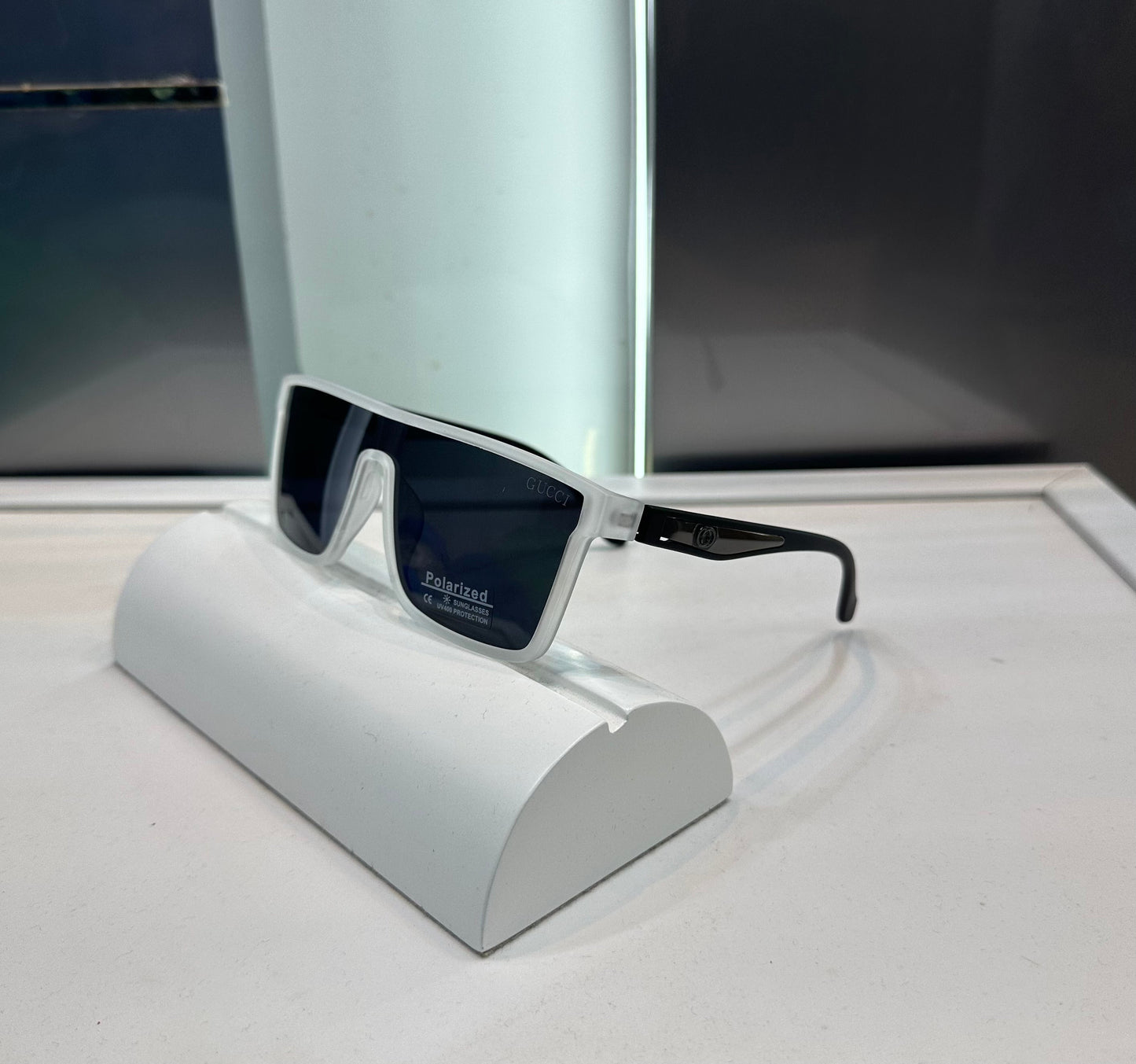 Gucc i Black Ice 8208 Ultimate Luxury Shade With Original Packaging