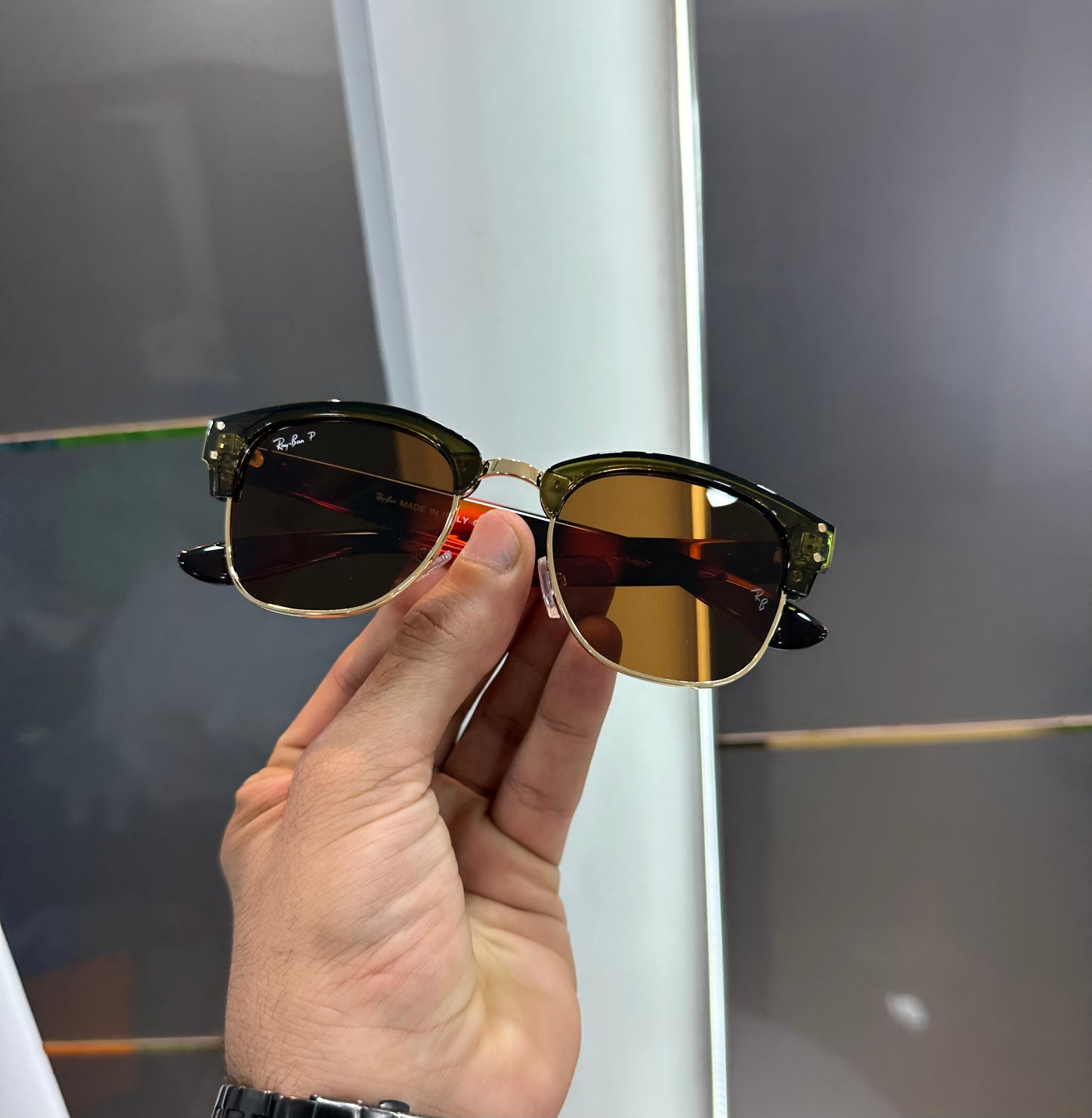 Rayba n 504 Tiger Brown Ultimate Luxury Shade With Origin al Packaging