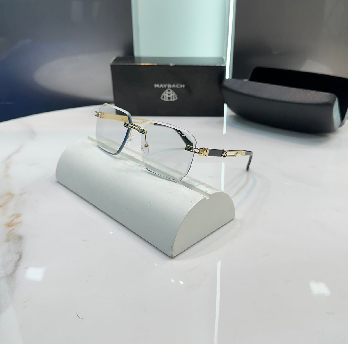 Mayba ch Z27 Glass Ultimate Luxury Shade With Original Packaging