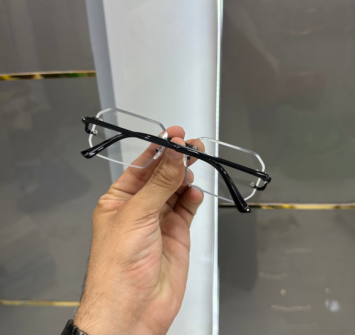 Cartie r 2590 Glass Black Ultimate Luxury Shade With Original Packaging